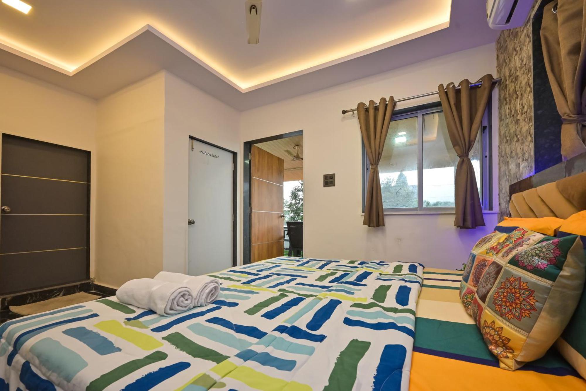 Empyrean Stay Ll 3Bhk Ll Marshall Villa Ll Large Pool Ll Ac Ll Lonavala Extérieur photo